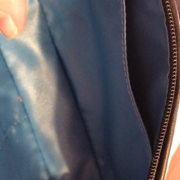 Coach - Picture 4 of 5